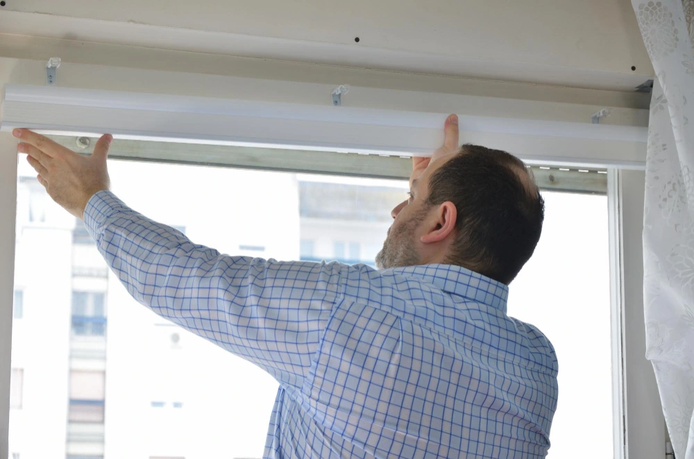 como aislar ventanas correderas