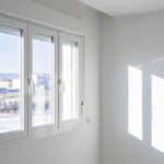 Ventana de PVC triple acristalamiento certificada PassivHaus instalada en vivienda en Zaragoza